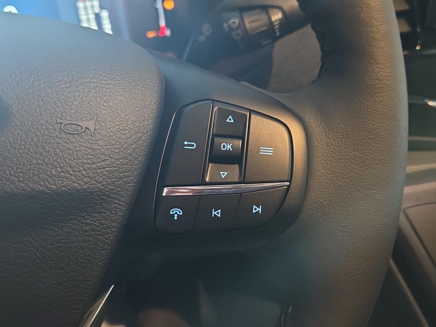 2026 Ford Transit Passenger Wagon XLT