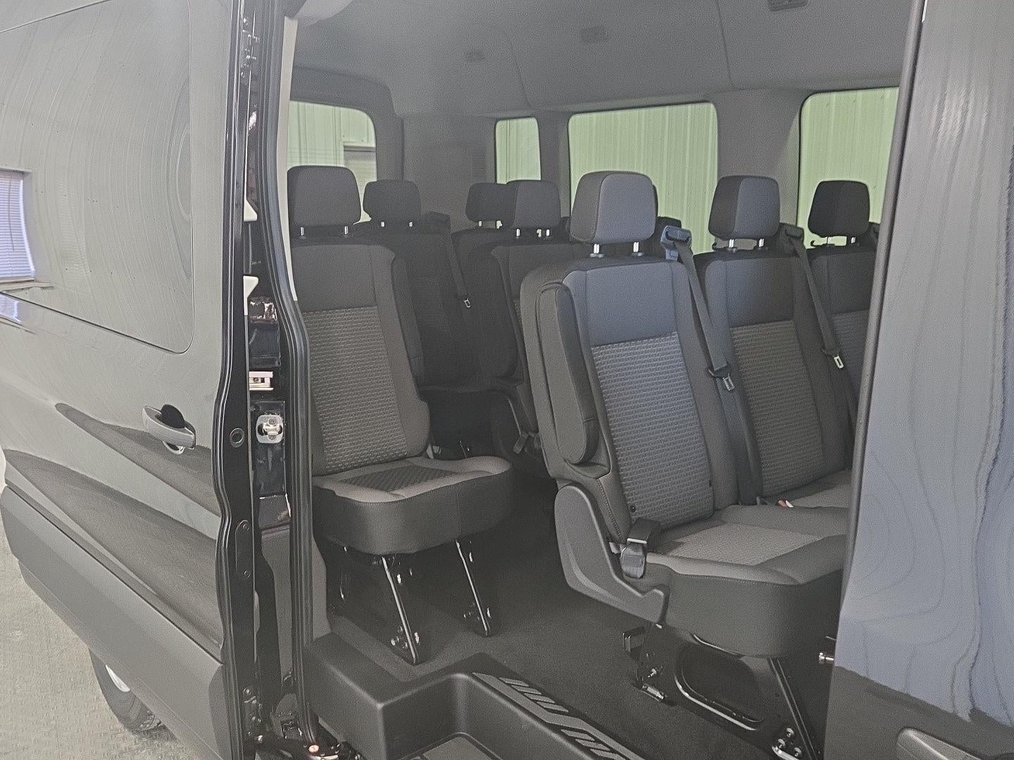 2026 Ford Transit Passenger Wagon XLT