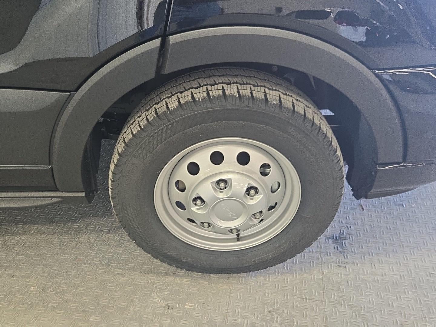 2026 Ford Transit Passenger Wagon XLT