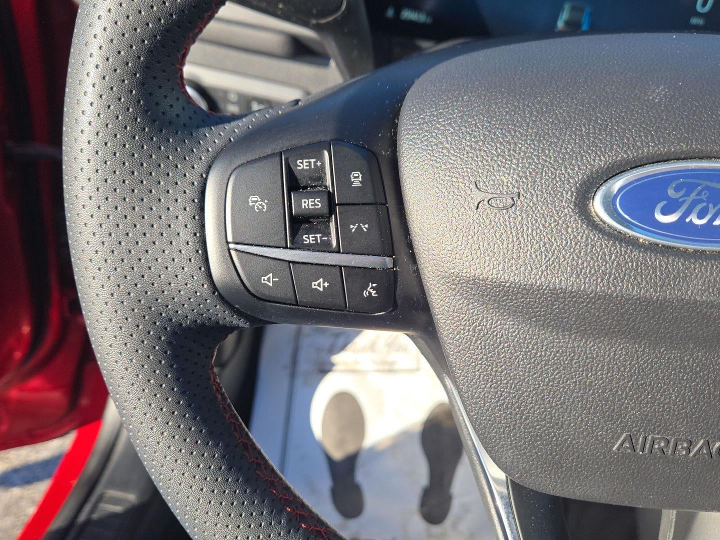 2023 Ford Escape Hybrid ST-Line Select