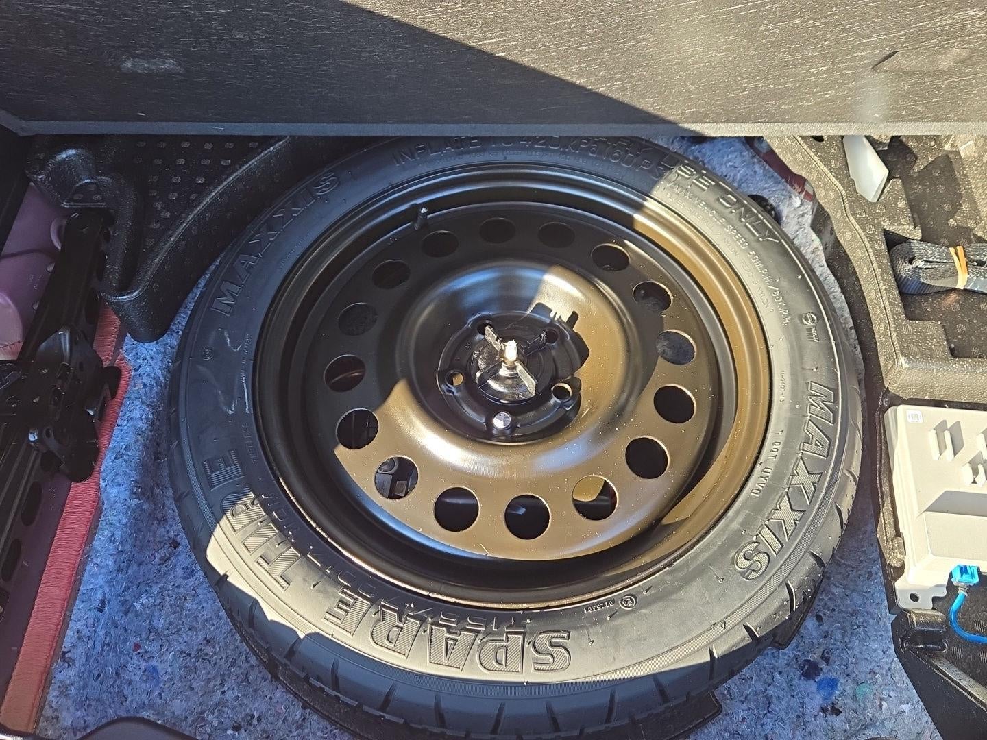 2023 Ford Escape Hybrid ST-Line Select