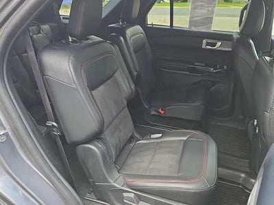 2024 Ford Explorer ST-Line