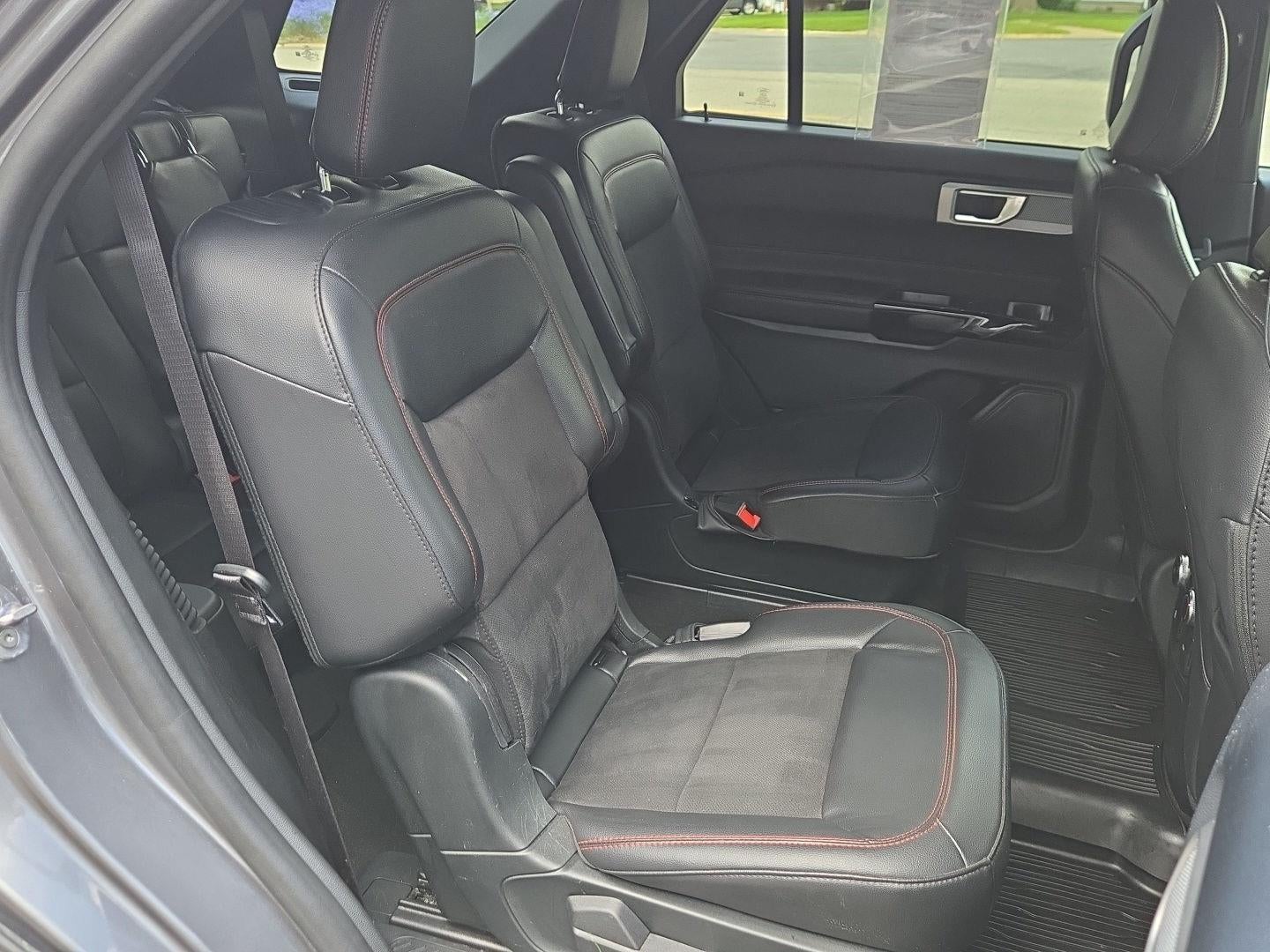 2024 Ford Explorer ST-Line