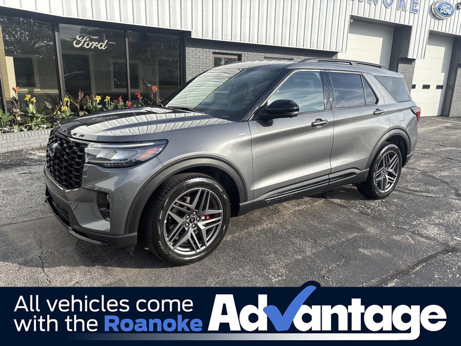 2025 Ford Explorer ST-LINE 4WD (PL535)'s photo