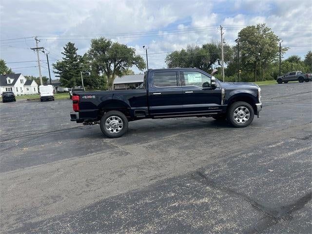 2025 Ford SUPER DUTY F-350 SRW LARIAT 4WD CREW CAB 6.75'