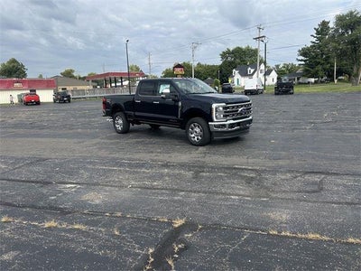 2025 Ford SUPER DUTY F-350 SRW LARIAT 4WD CREW CAB 6.75'
