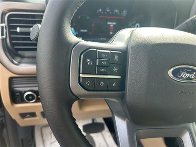 2025 Ford SUPER DUTY F-350 SRW LARIAT 4WD CREW CAB 6.75'