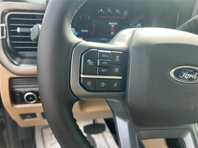 2025 Ford SUPER DUTY F-350 SRW LARIAT 4WD CREW CAB 6.75'