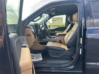 2025 Ford SUPER DUTY F-350 SRW LARIAT 4WD CREW CAB 6.75'