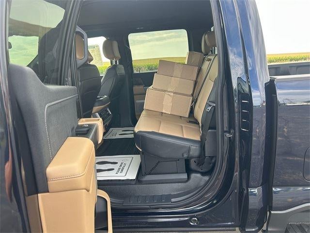 2025 Ford SUPER DUTY F-350 SRW LARIAT 4WD CREW CAB 6.75'