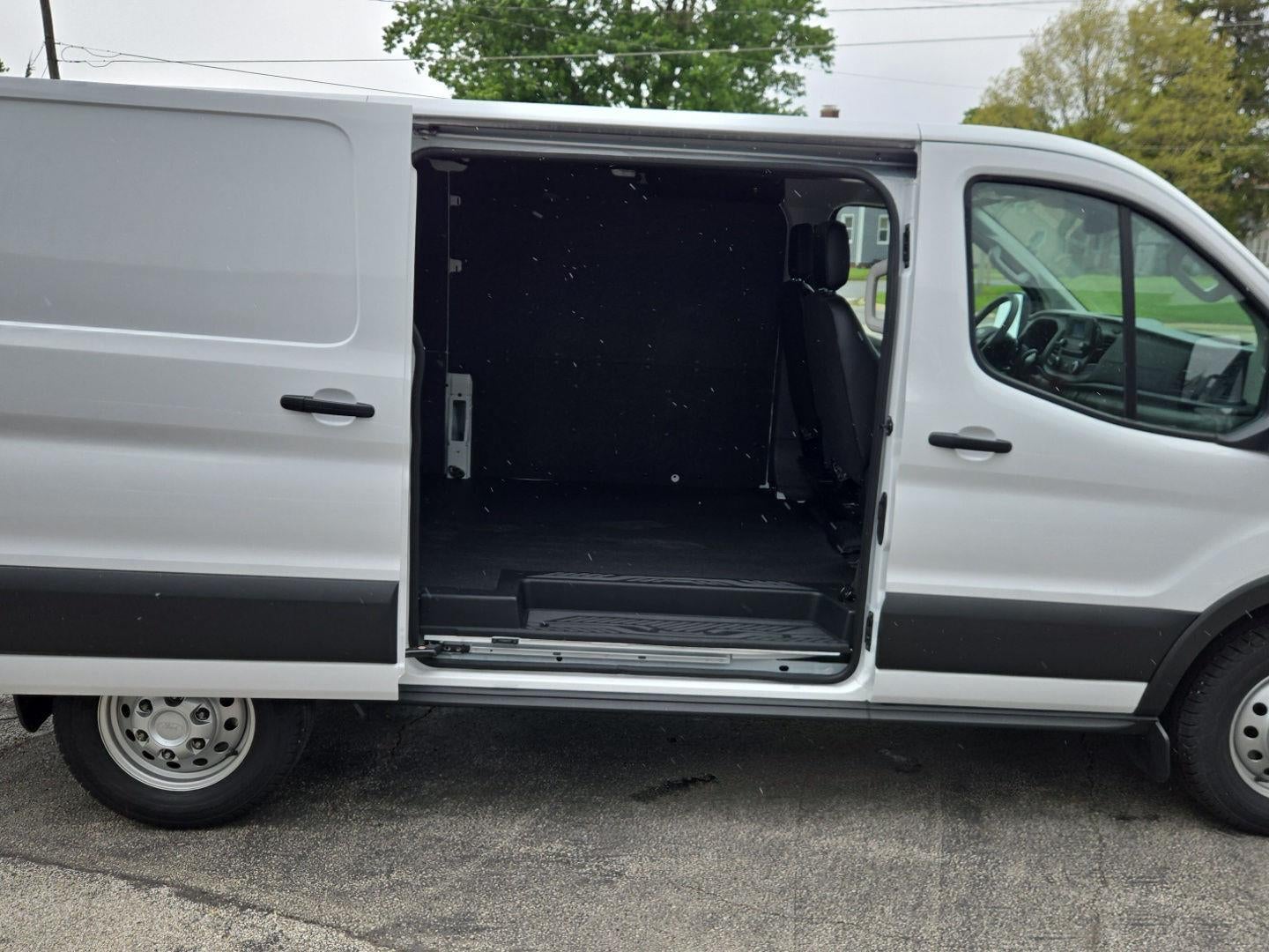 2024 Ford Transit 250