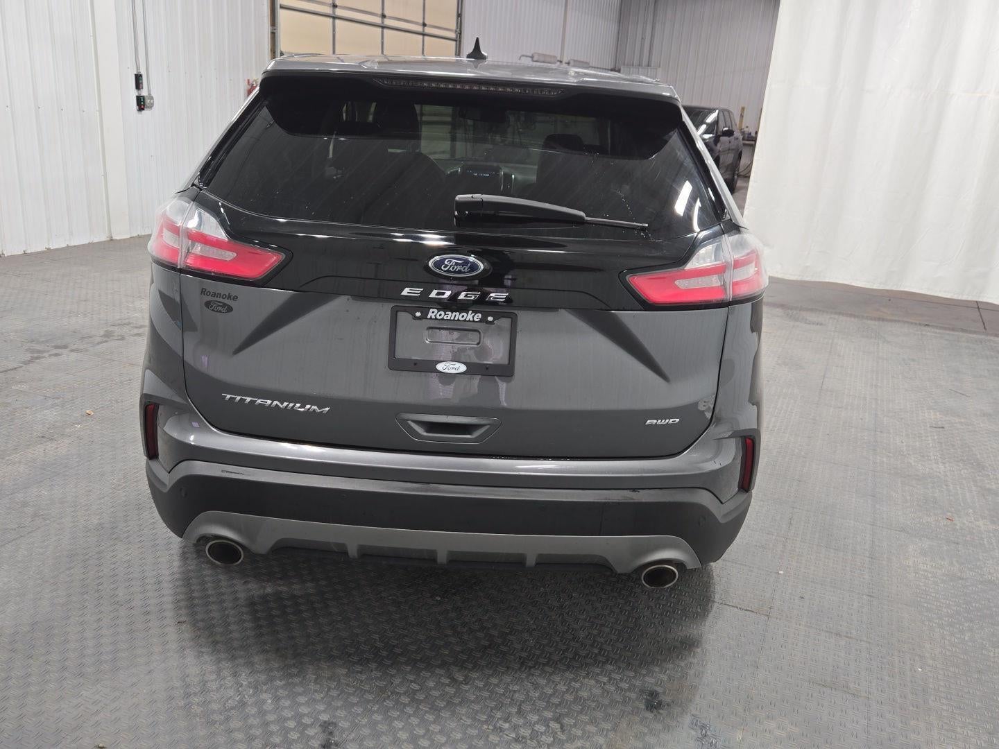 2023 Ford Edge Titanium