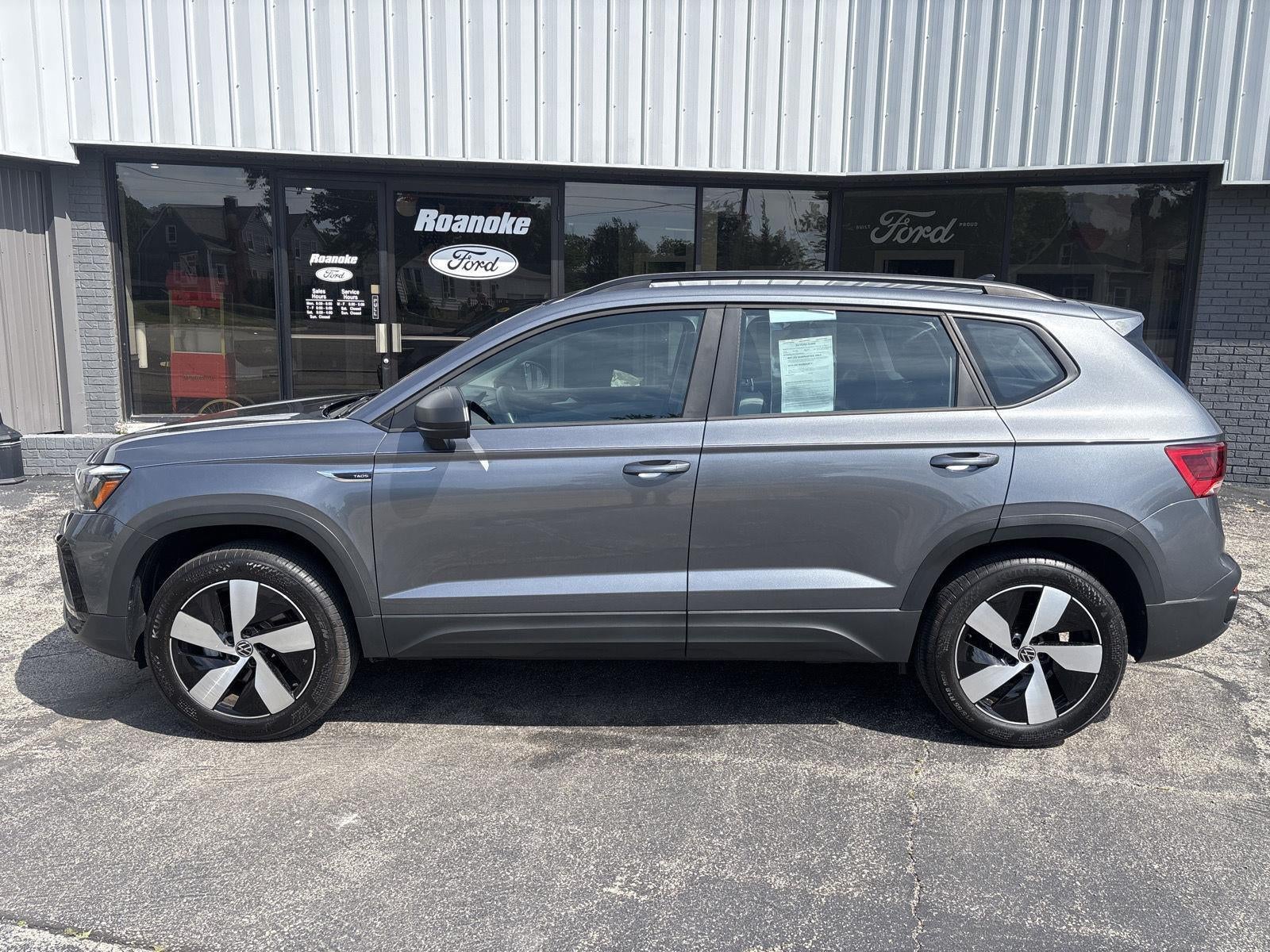 2024 Volkswagen Taos S