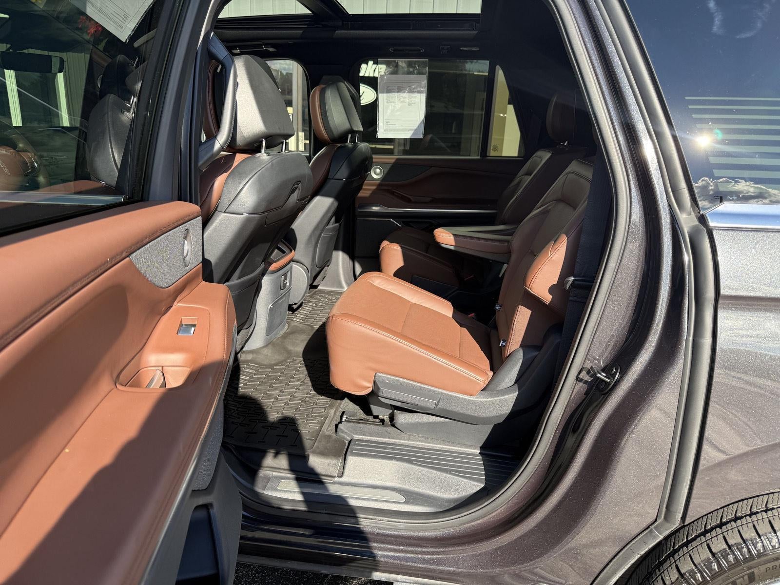 2025 Lincoln Navigator L Reserve