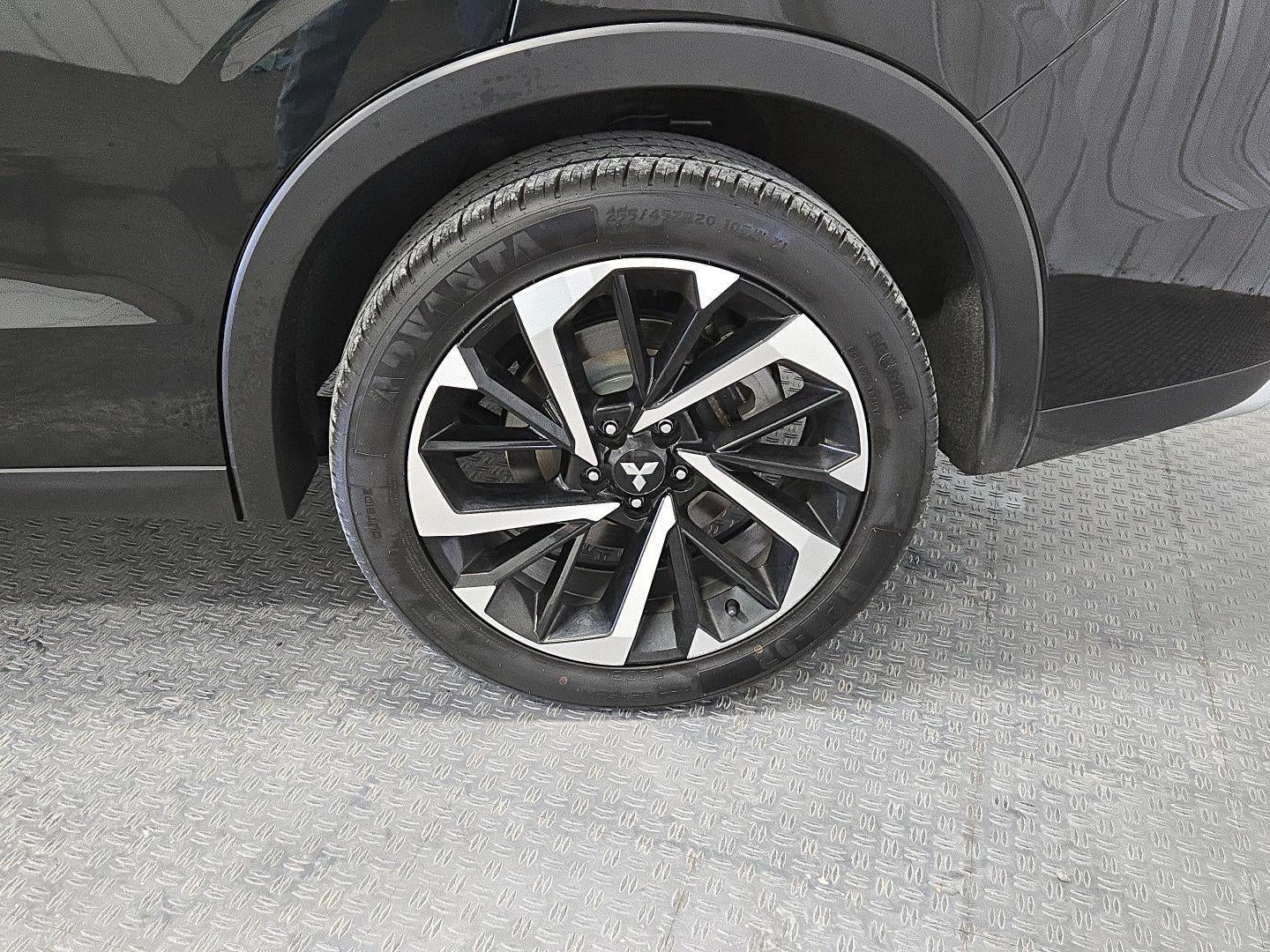 2024 Mitsubishi OUTLANDER SE BLACK EDITION FWD