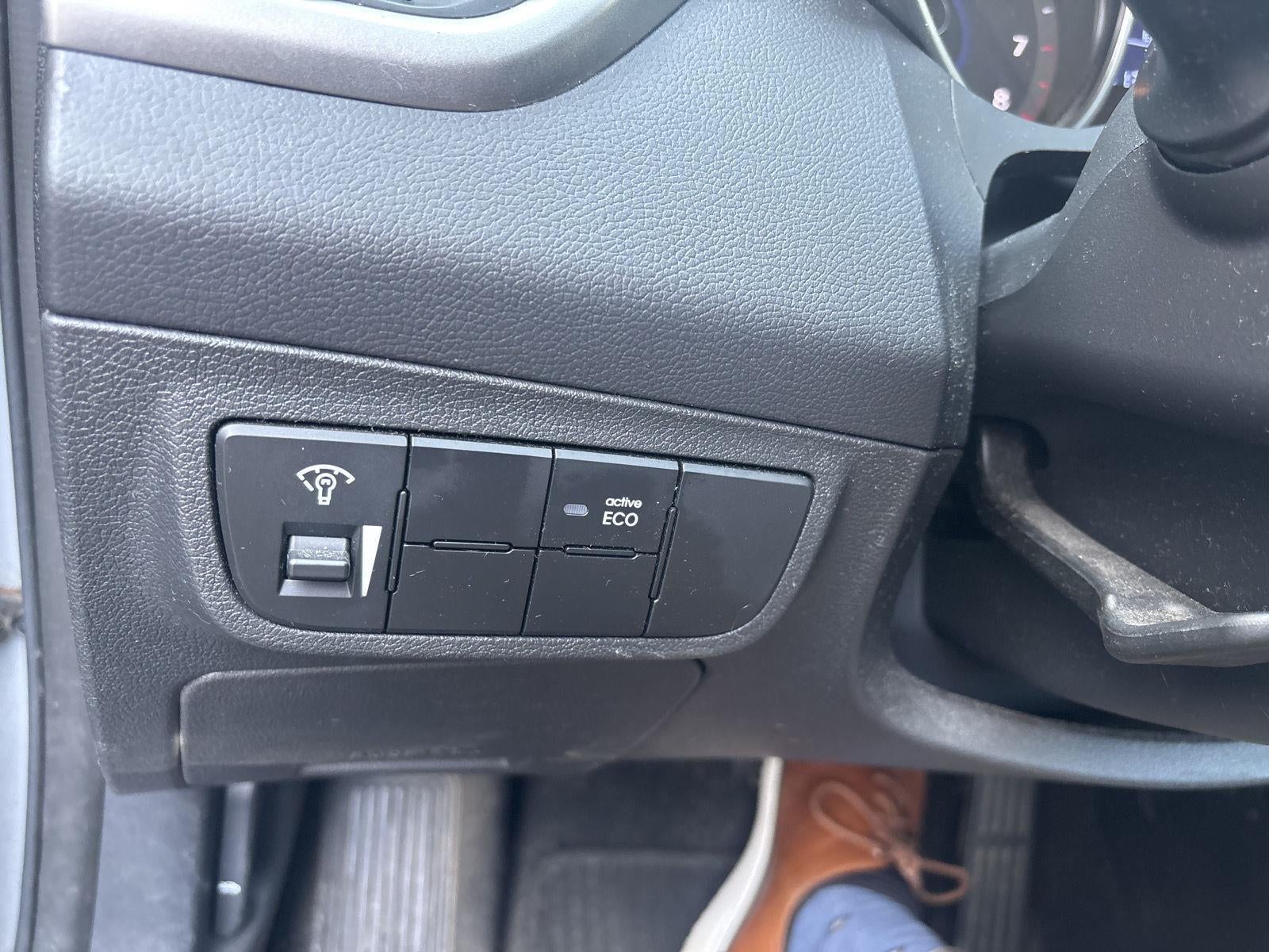 2013 Hyundai Veloster RE:MIX
