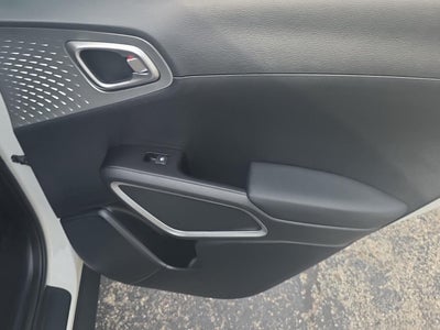 2025 Kia SOUL LX FWD