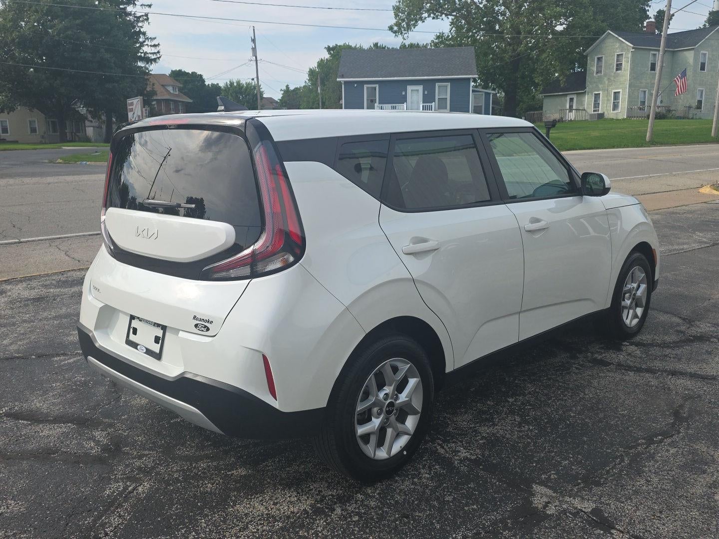 2025 Kia SOUL LX FWD
