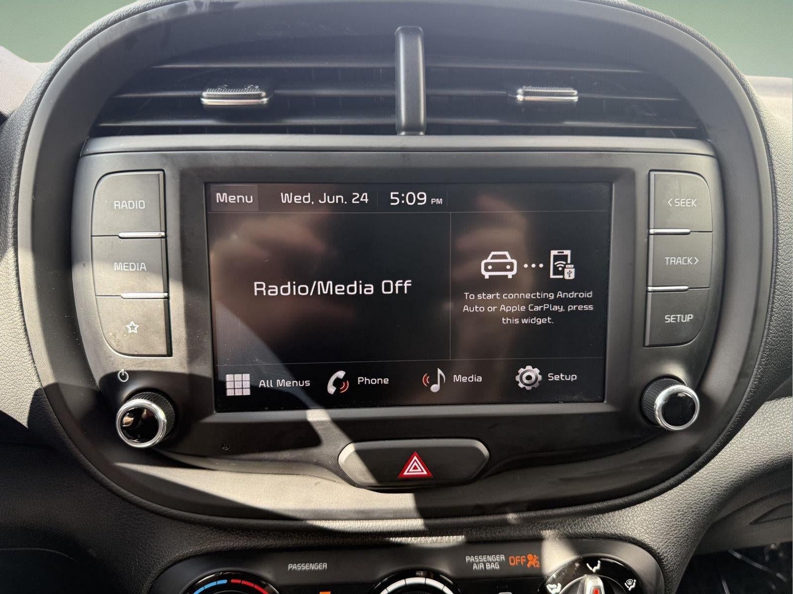 2025 Kia SOUL LX FWD