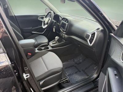 2025 Kia SOUL LX FWD