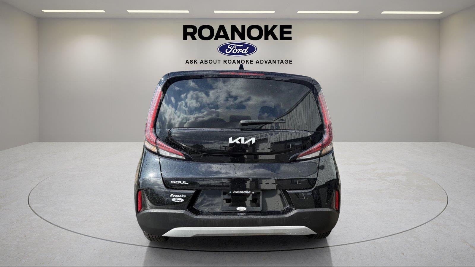 2025 Kia SOUL LX FWD
