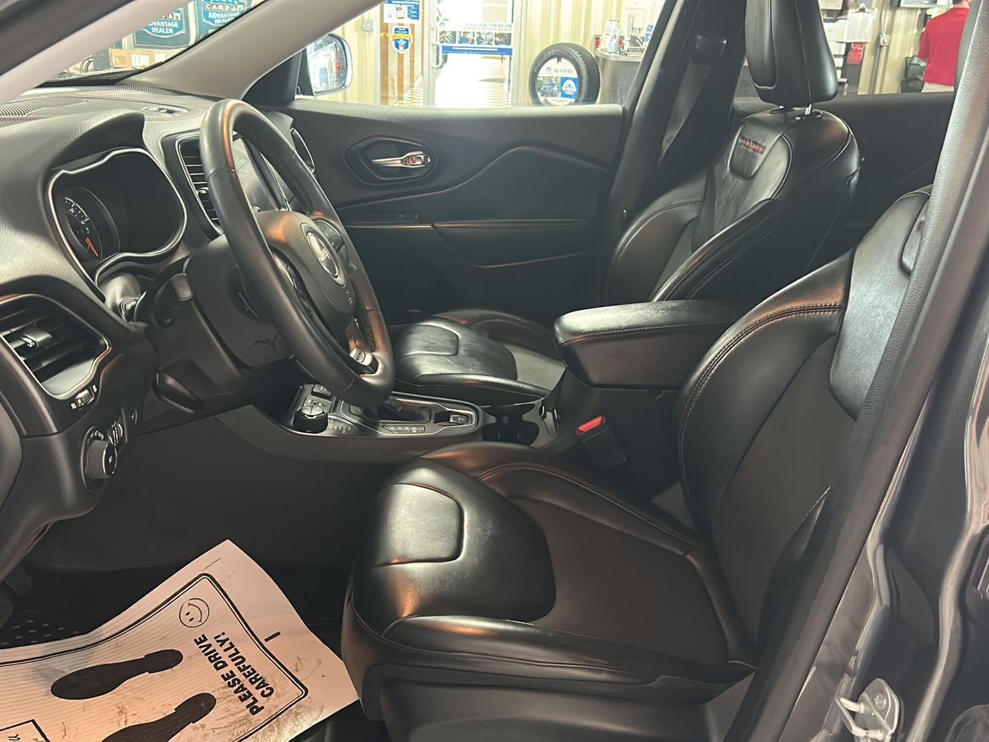 2022 Jeep Cherokee Trailhawk