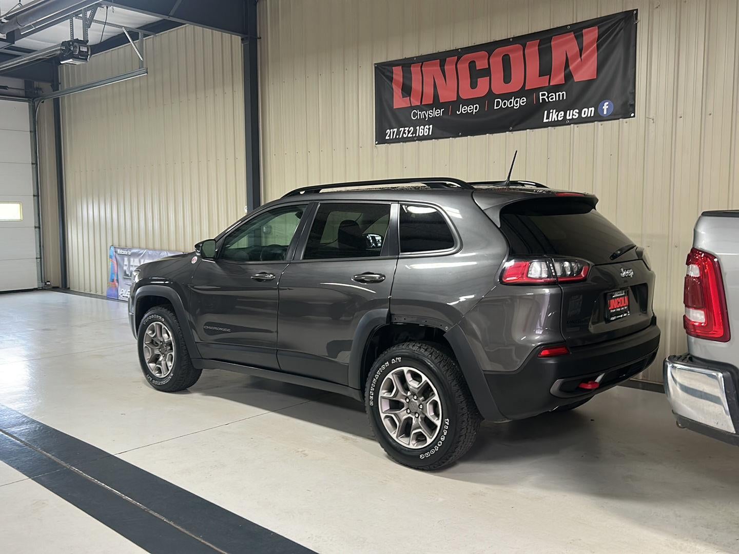 2022 Jeep Cherokee Trailhawk