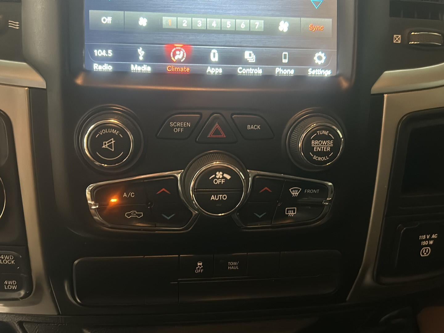 2019 RAM 1500 Classic SLT