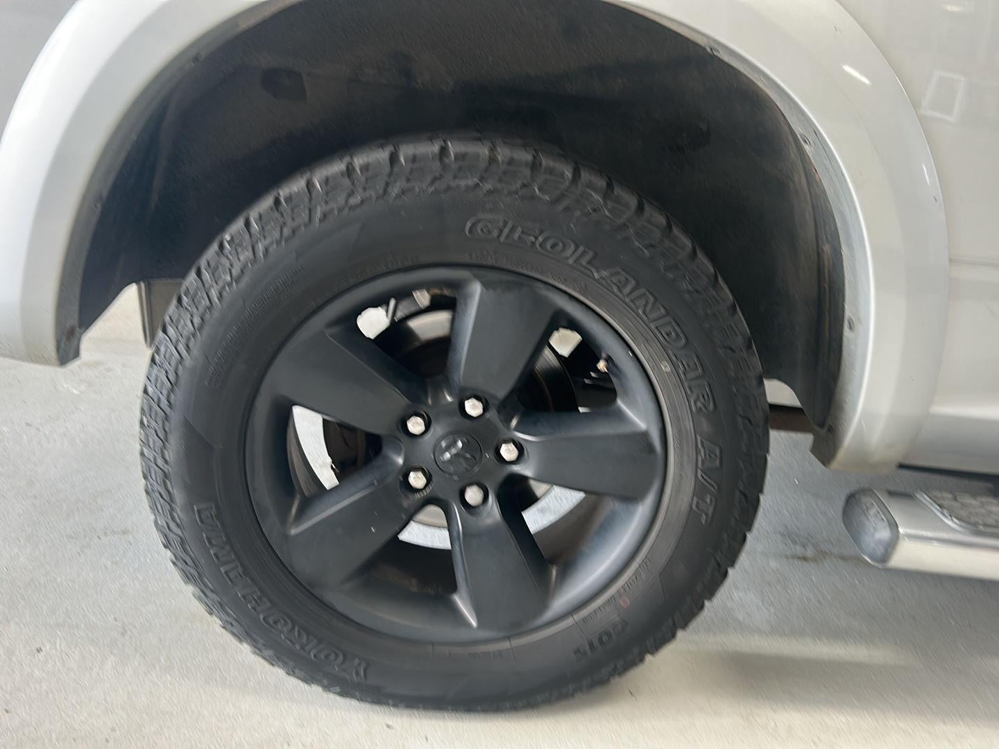 2015 RAM 1500 TRUCK