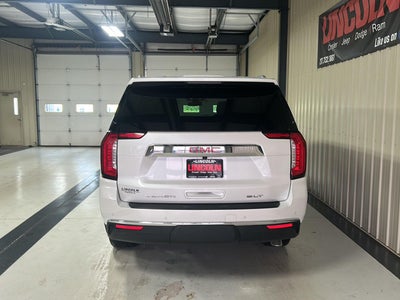 2022 GMC Yukon XL SLT