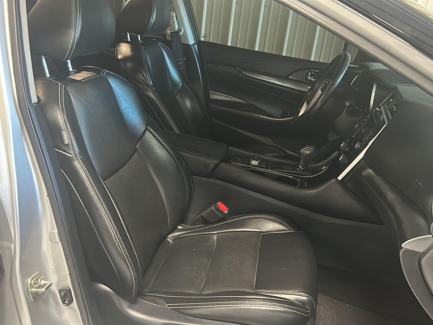 2021 Nissan Maxima SV