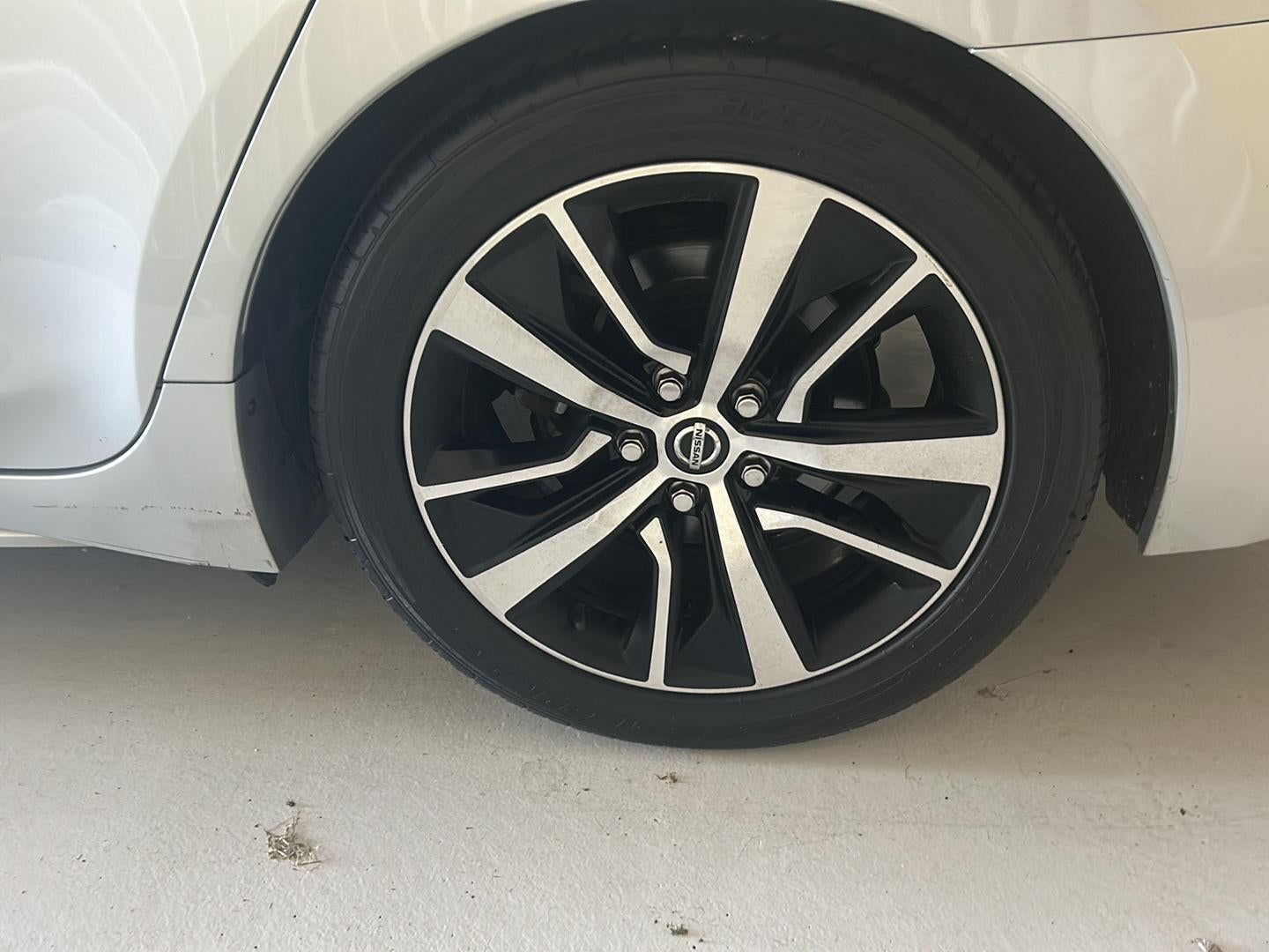 2021 Nissan Maxima SV