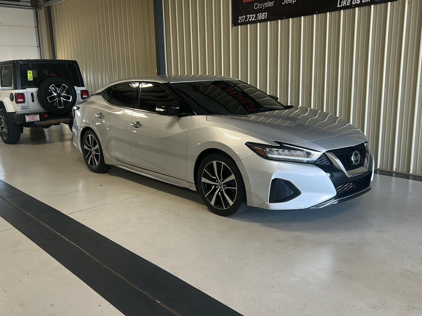 2021 Nissan Maxima SV