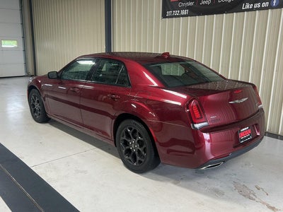 2019 Chrysler 300 Touring