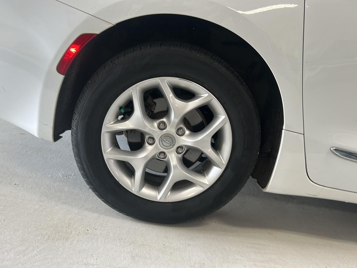 2020 Chrysler Pacifica Touring L 35th Anniversary