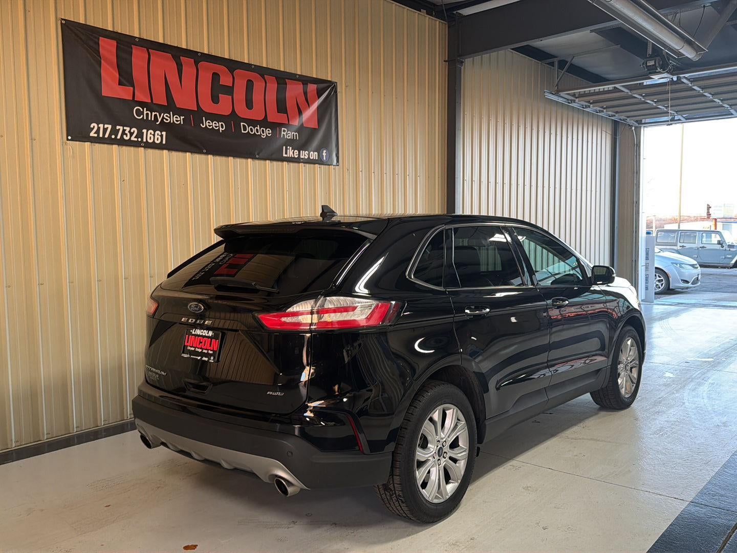 2022 Ford Edge Titanium