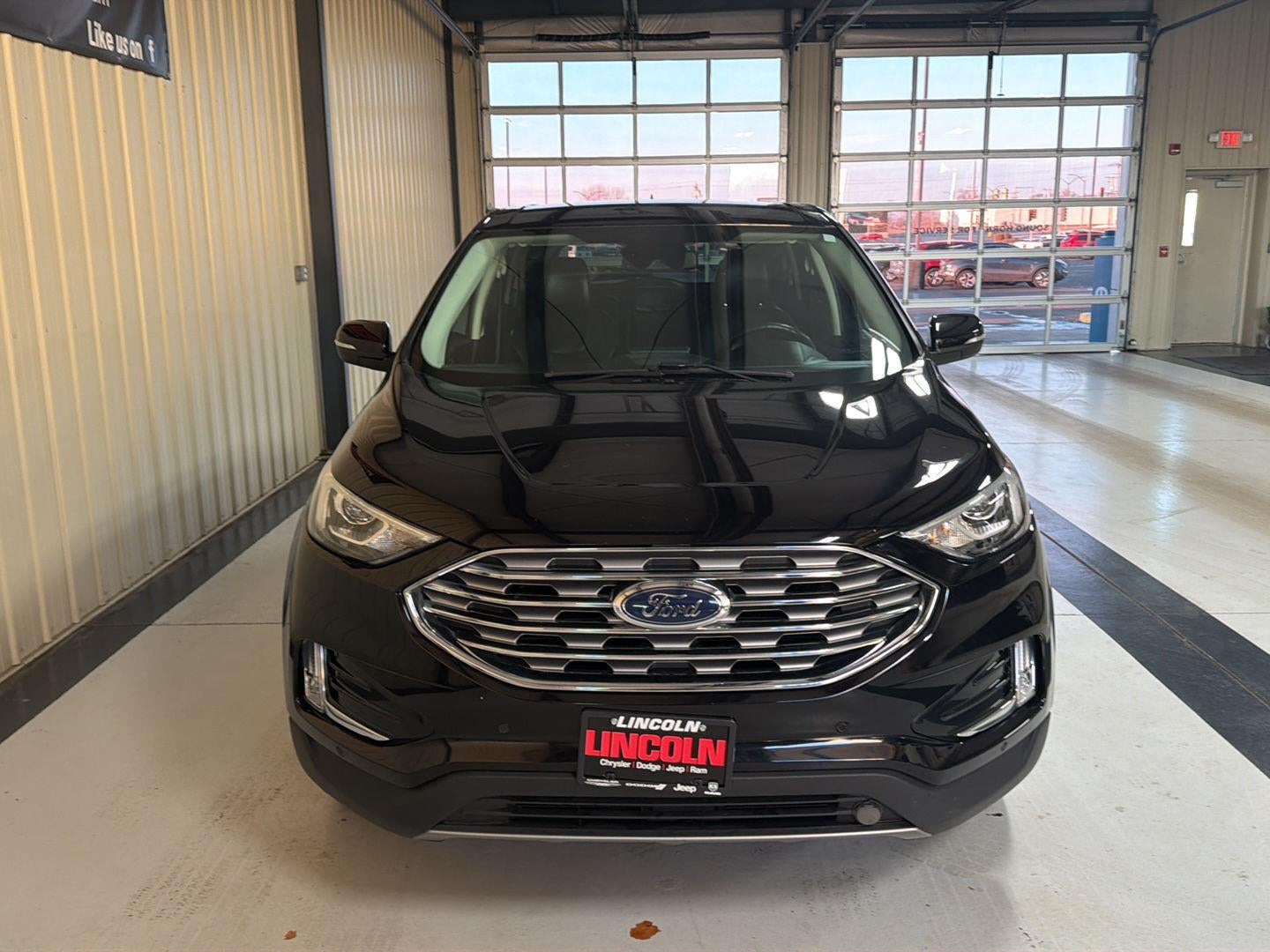2022 Ford Edge Titanium