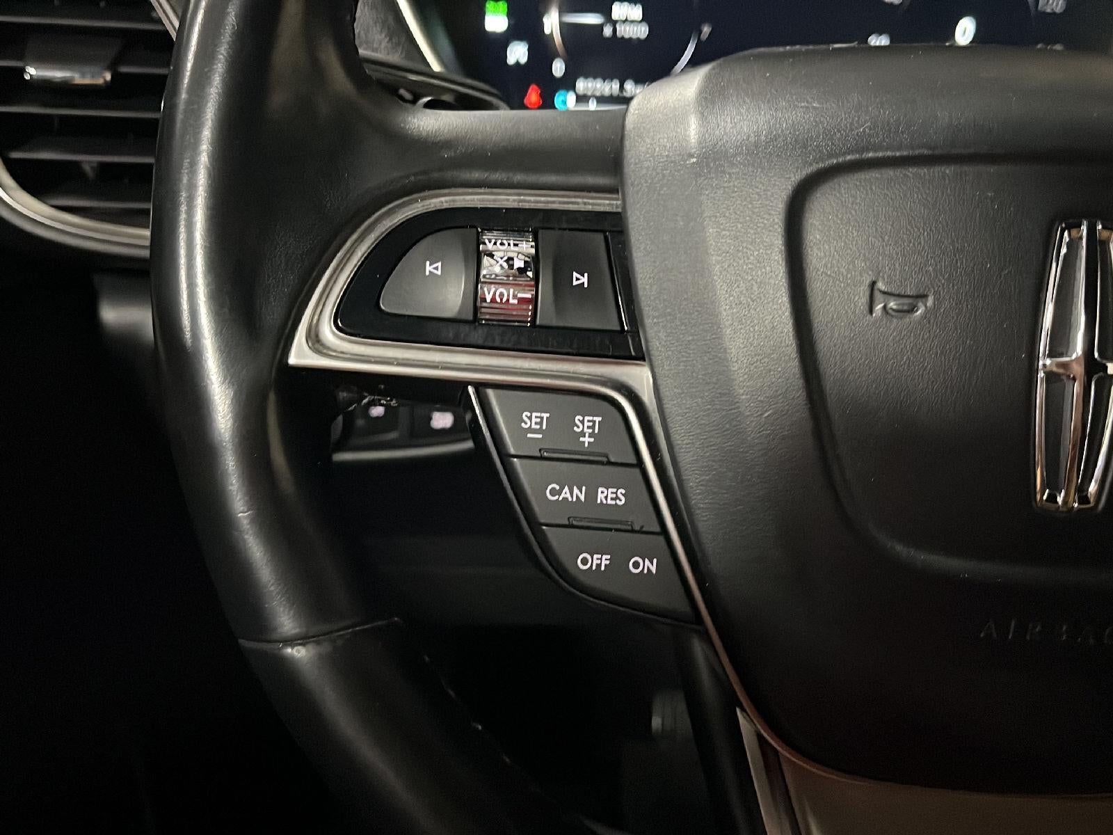 2020 Lincoln Nautilus Standard