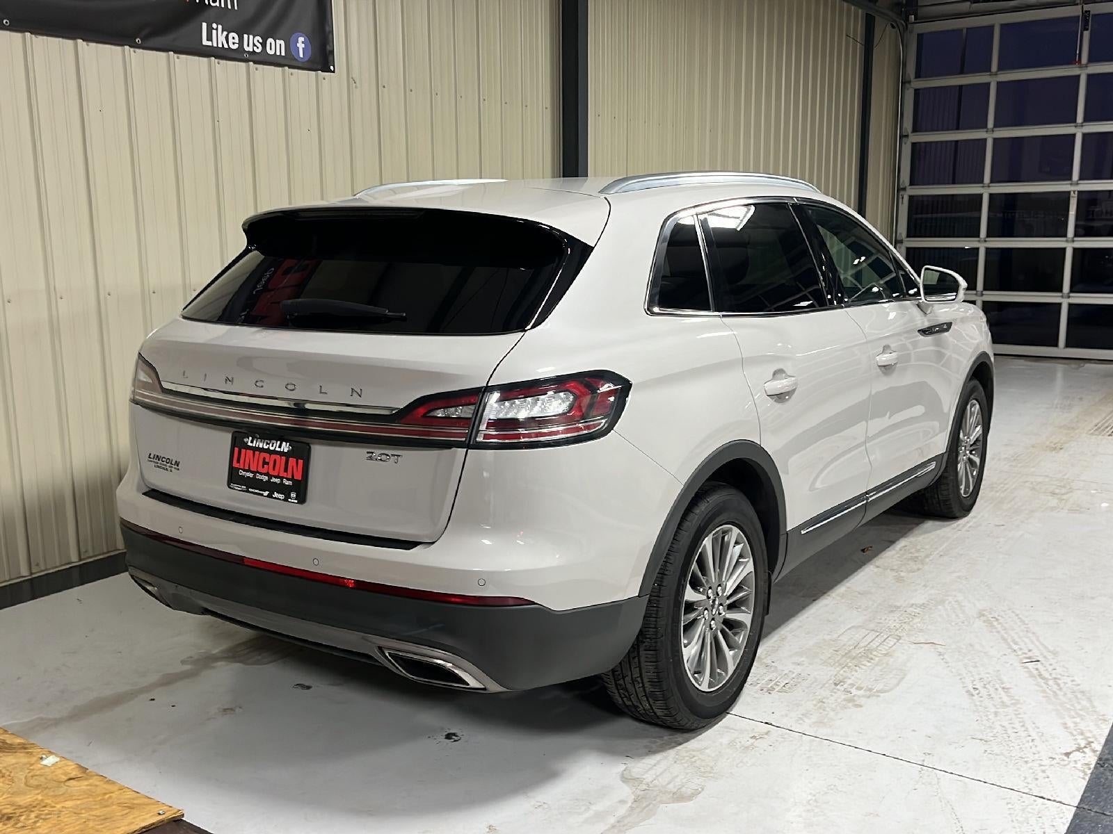 2020 Lincoln Nautilus Standard
