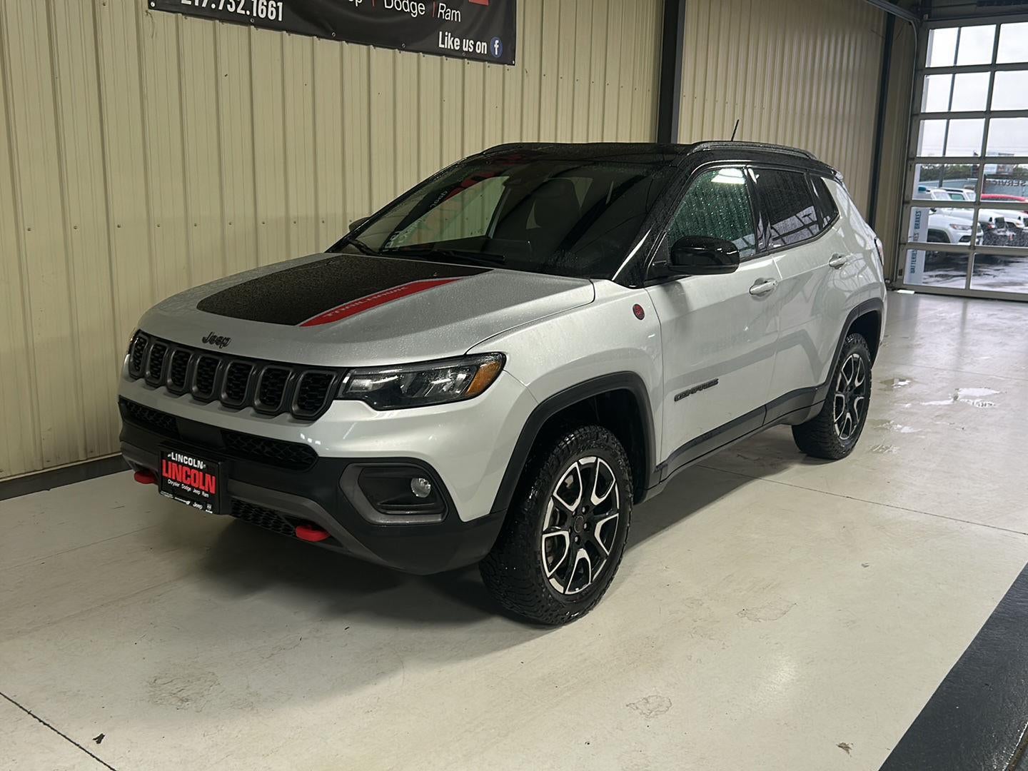 2025 Jeep Compass Trailhawk