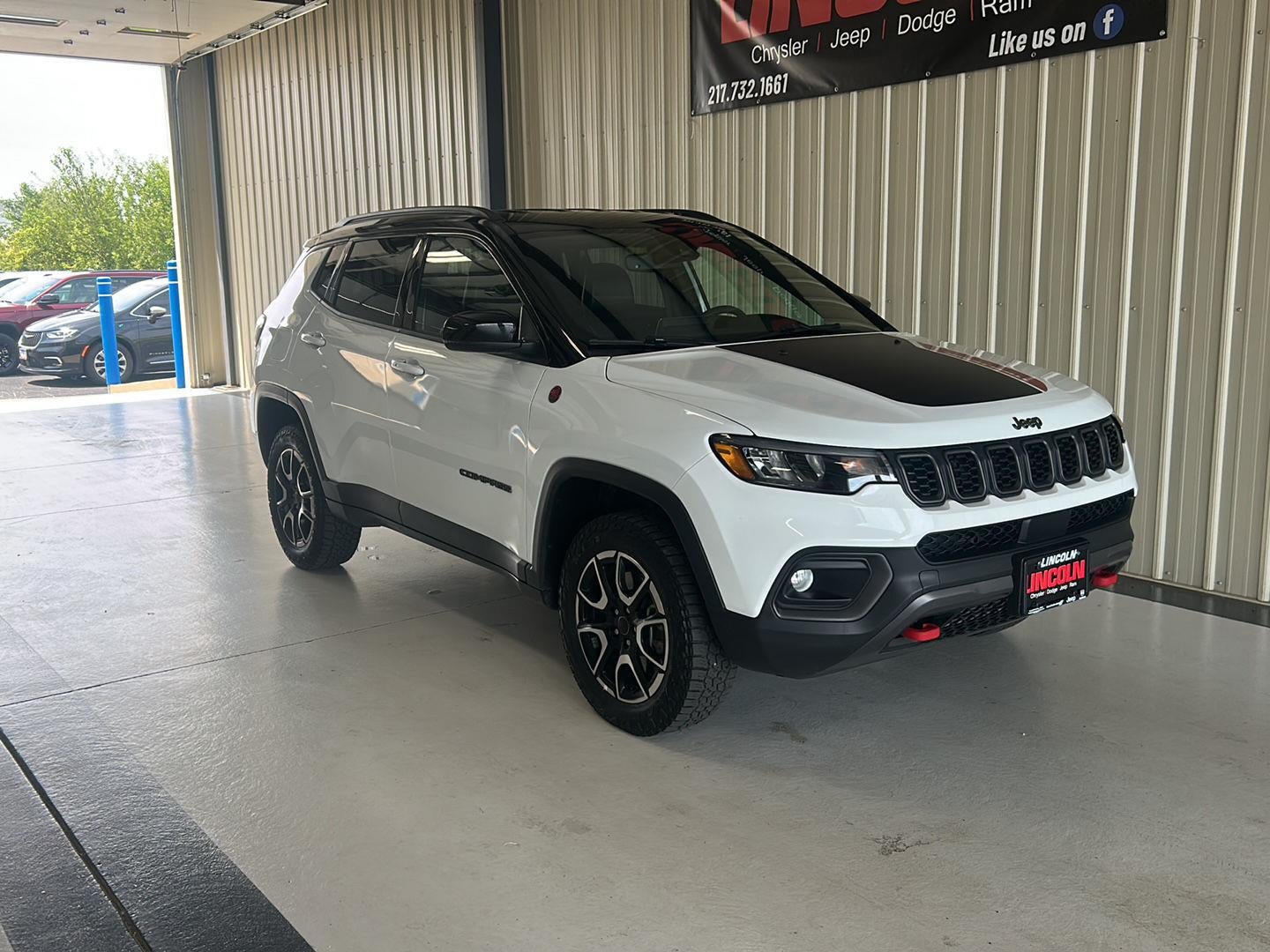 2025 Jeep Compass Trailhawk