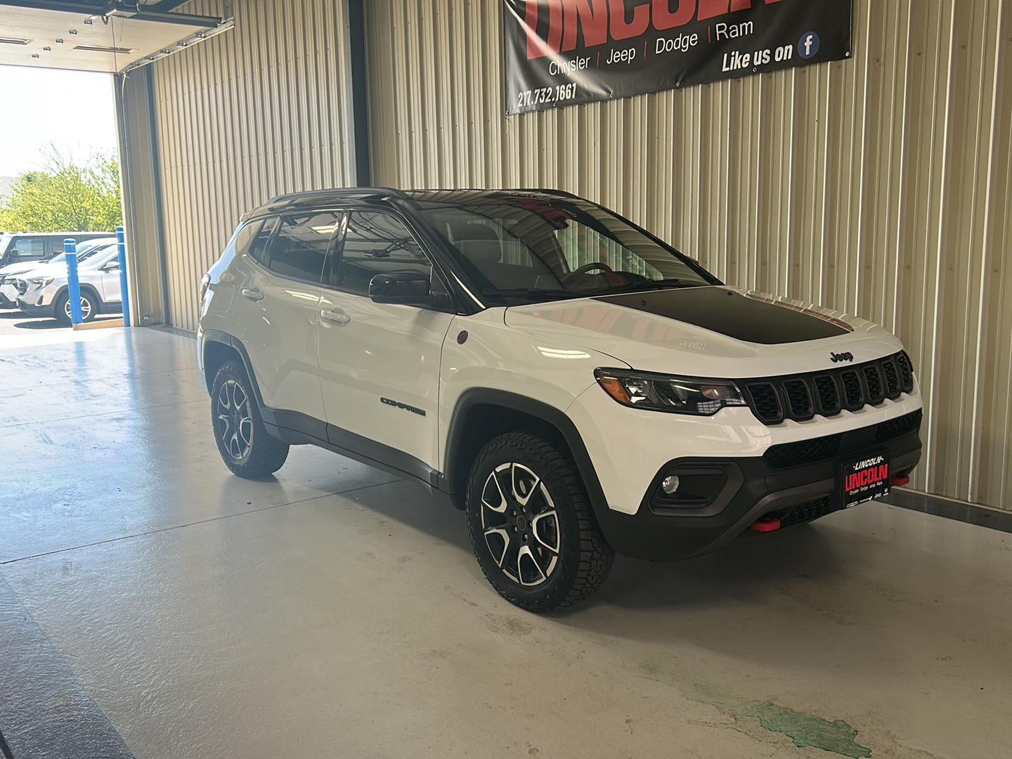 2025 Jeep Compass Trailhawk