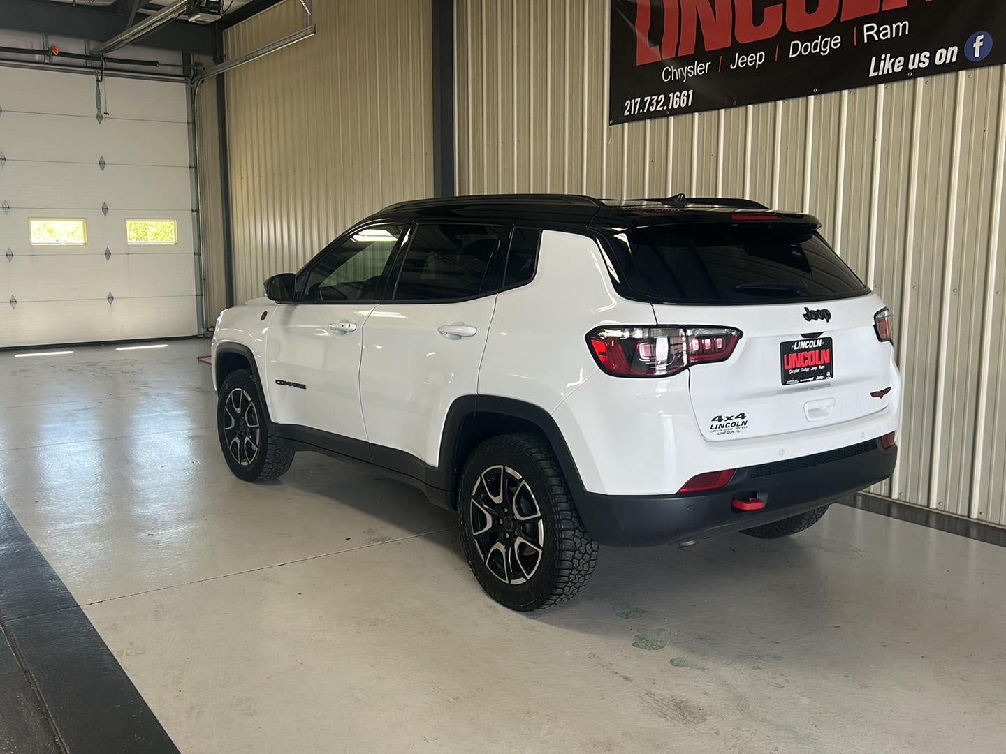2025 Jeep Compass Trailhawk