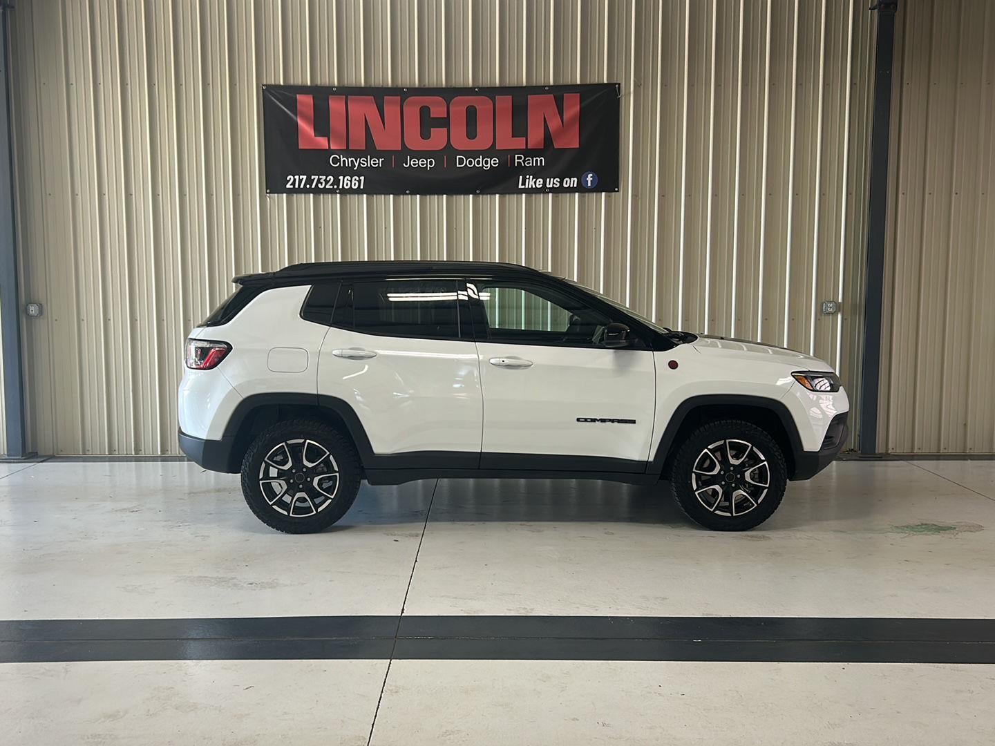 2025 Jeep Compass Trailhawk