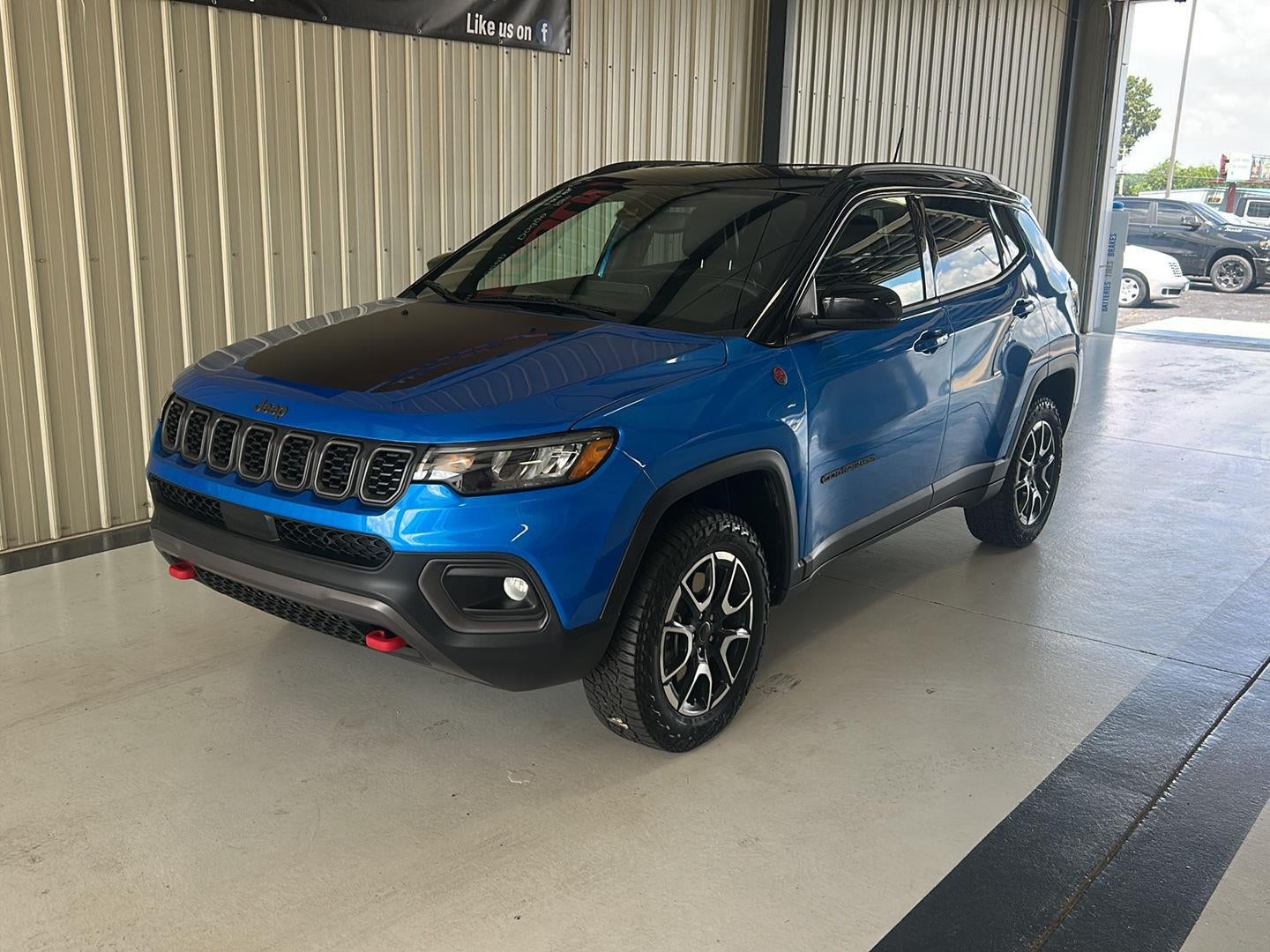2025 Jeep Compass Trailhawk