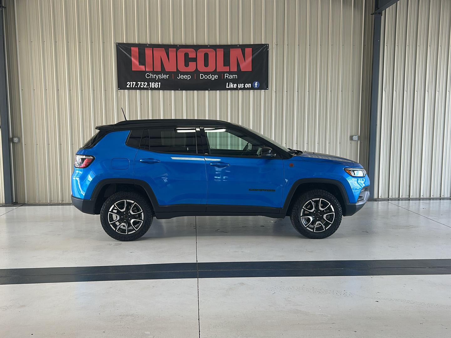 2025 Jeep Compass Trailhawk