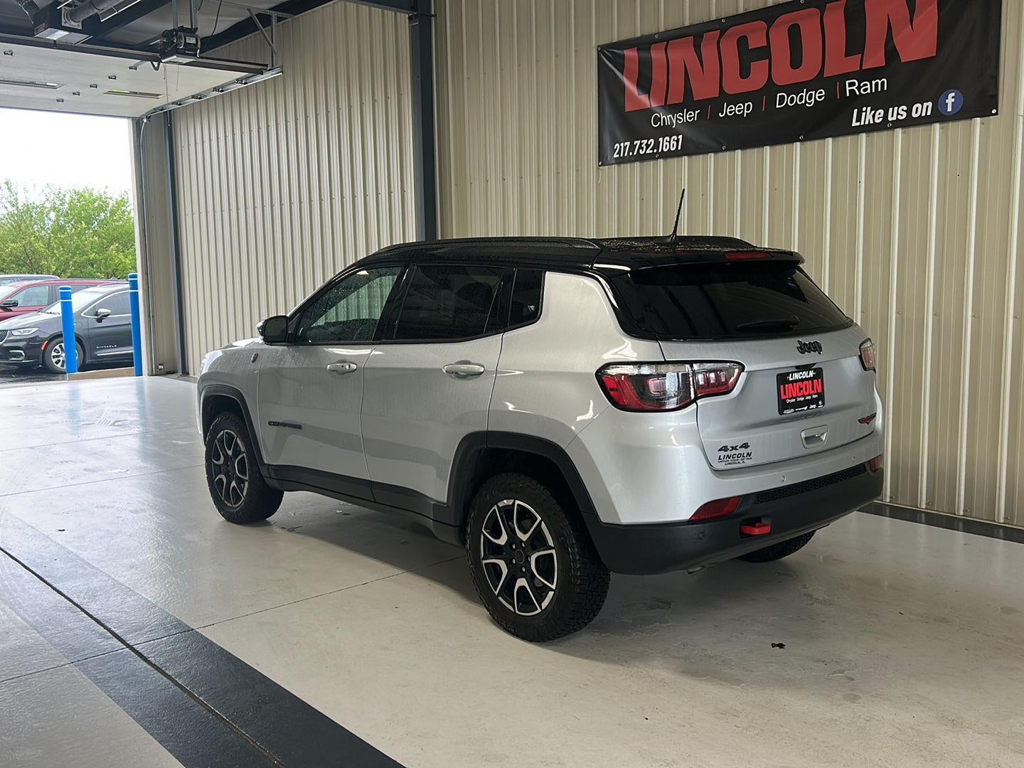 2025 Jeep Compass Trailhawk