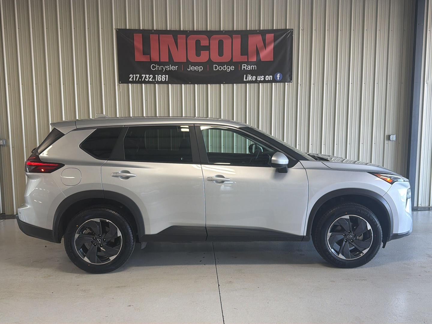 2024 Nissan Rogue SV