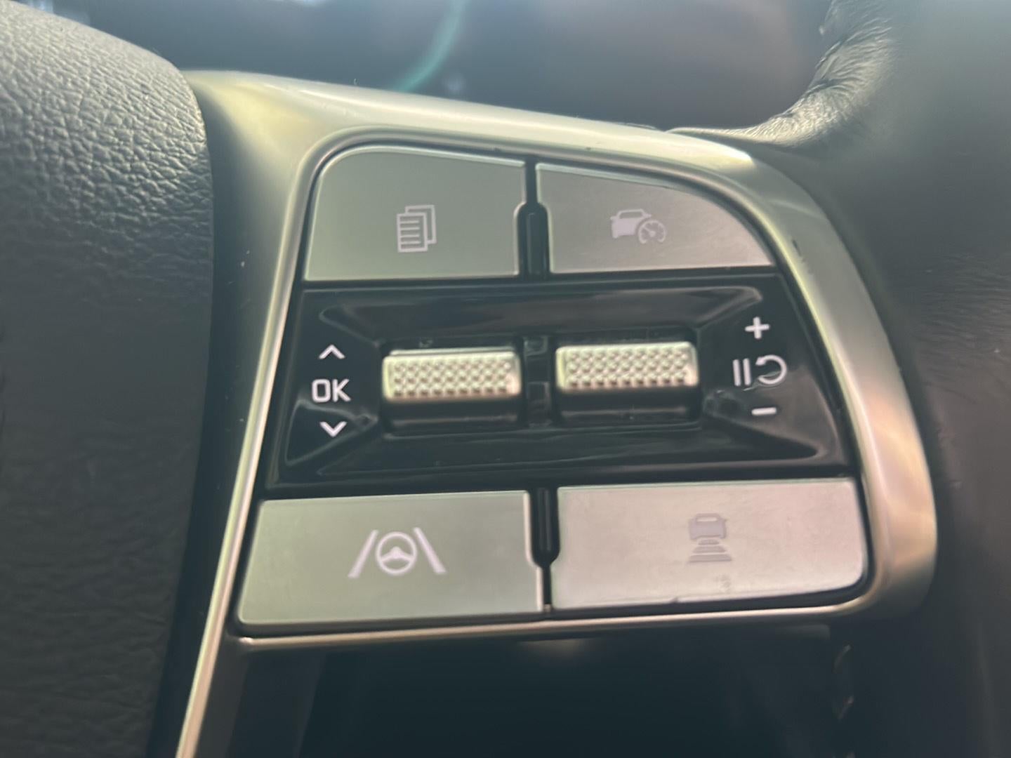 2023 Kia Telluride LX