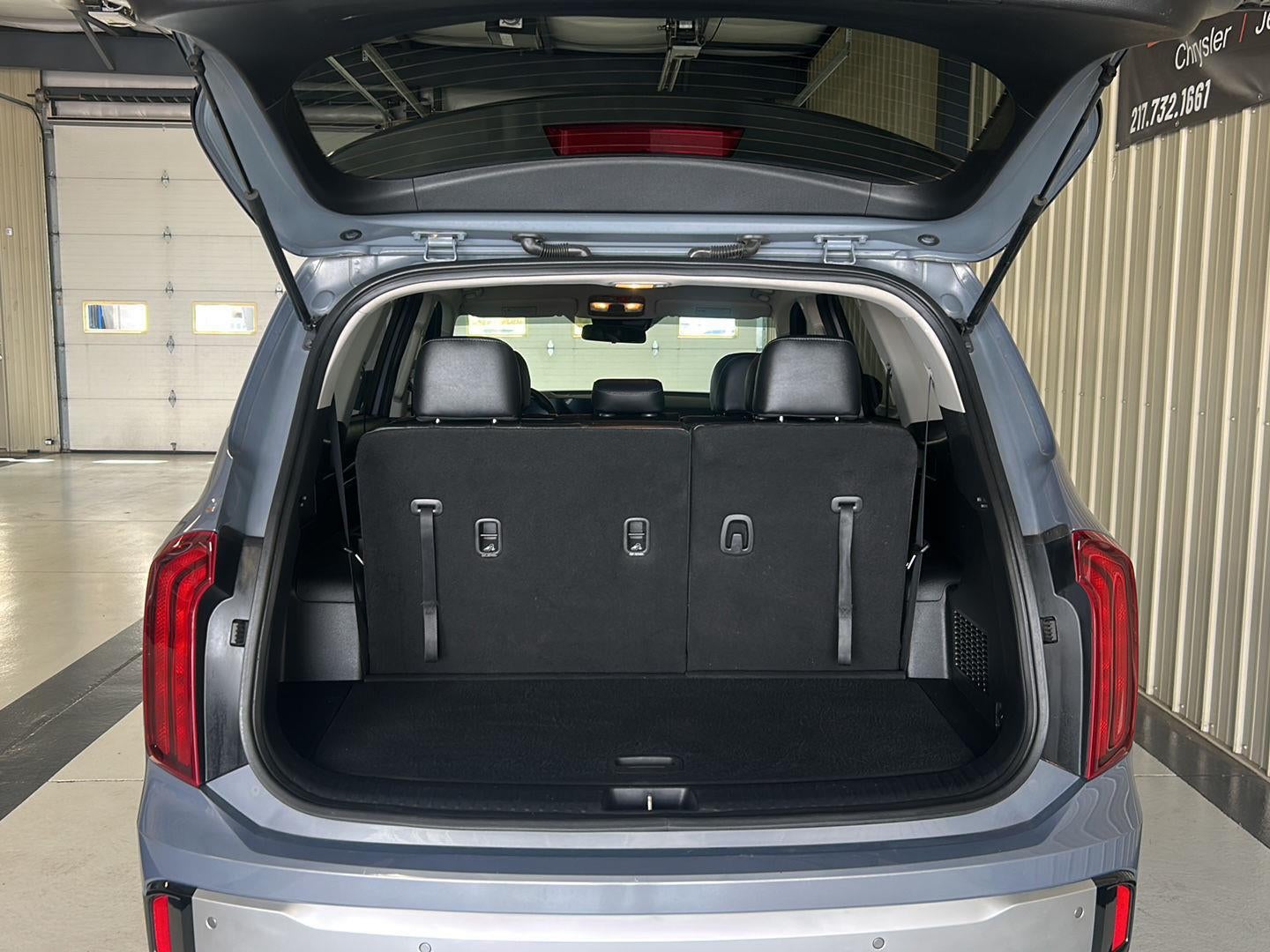 2023 Kia Telluride LX